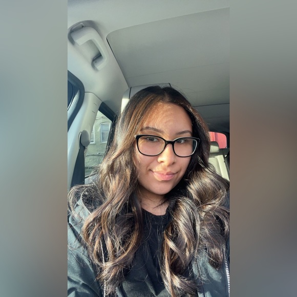 Meet your Posher, Jezebel! - Picture 4 of 5